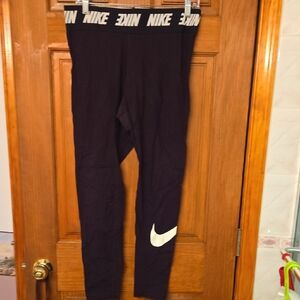 Nike Eggplant Leggings